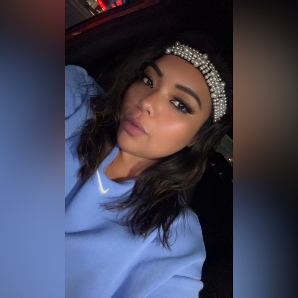 Meet your Posher, Angela